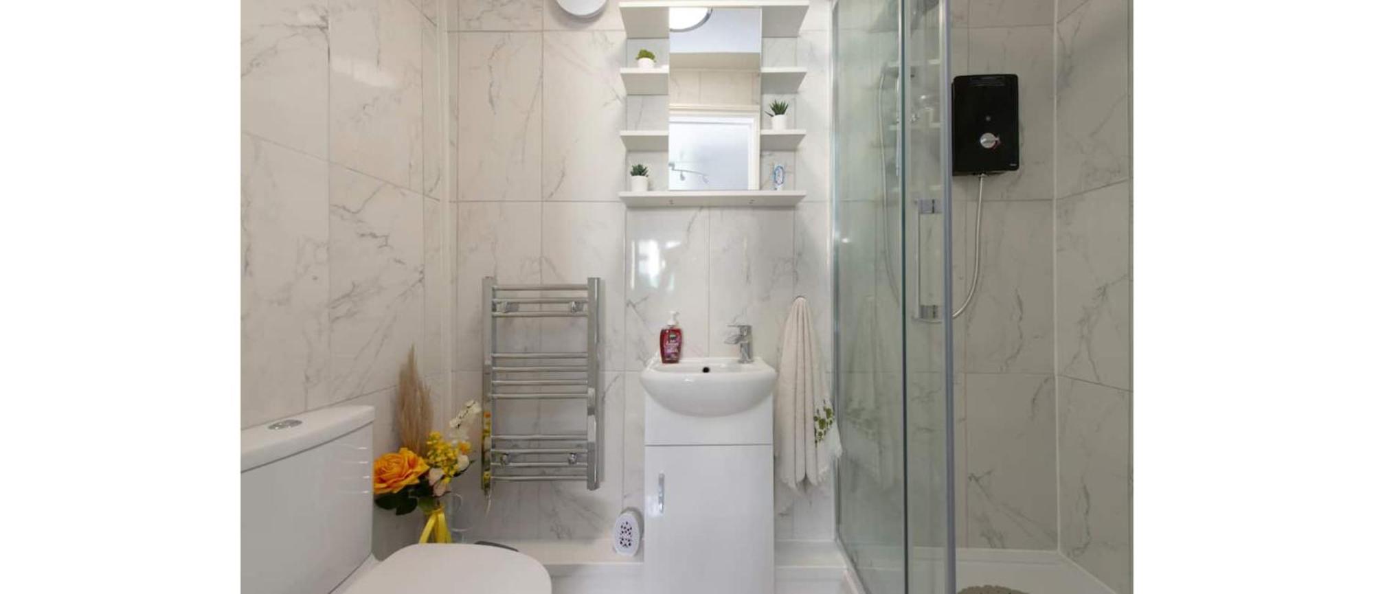 Newly Renovated Cozy In North * Londres