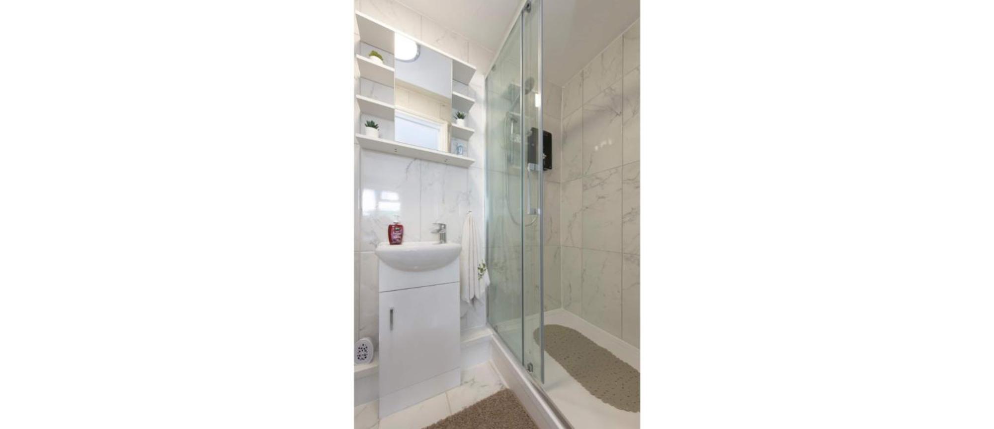 Newly Renovated Cozy In North Appartement Londres
