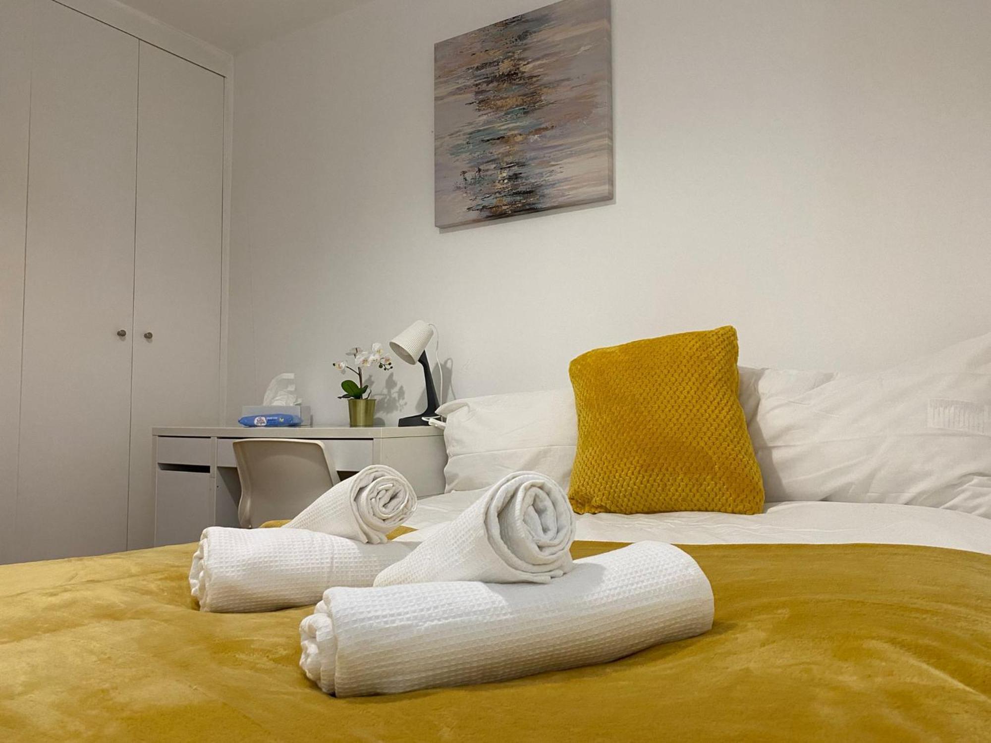 Private In Euston, * London