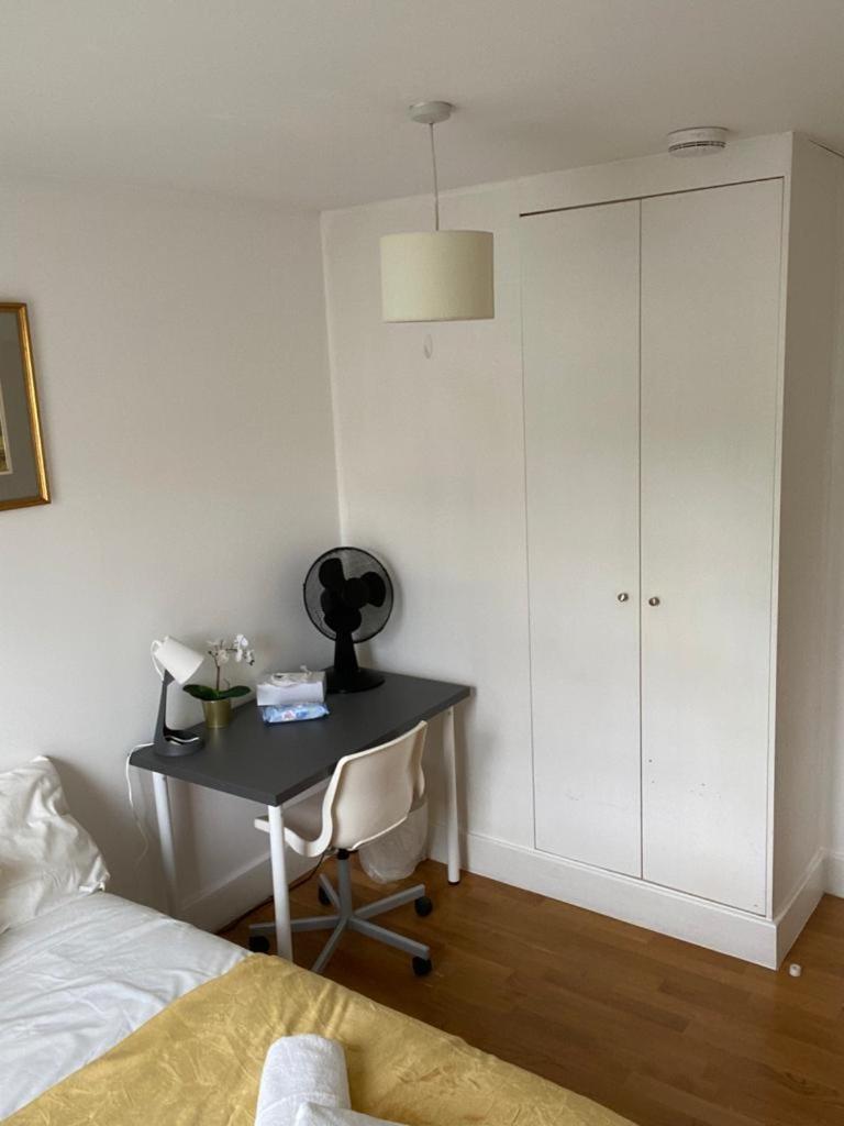 Private In Euston, Privatunterkunft *