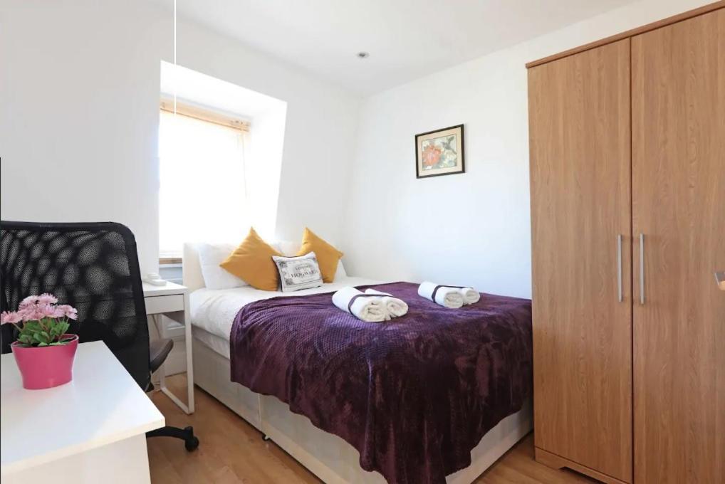 Privat bolig Lovely Private Bedrooms In Euston Station - 121 London