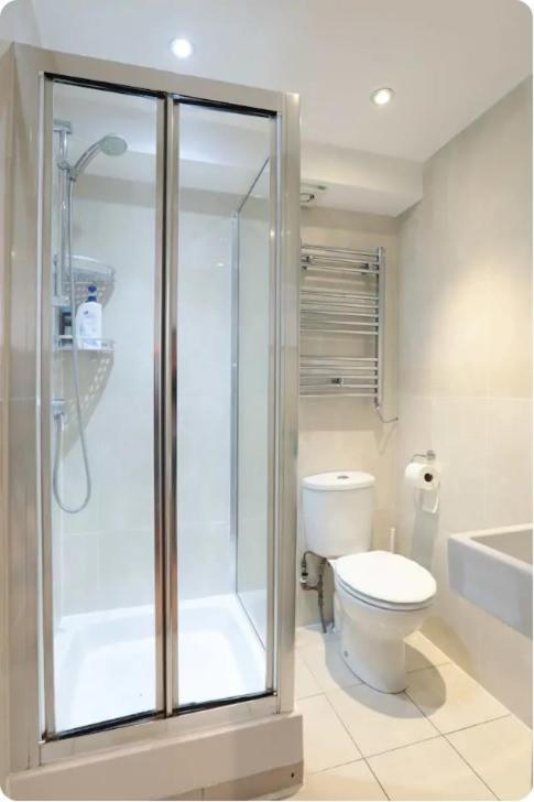 Lovely Private Bedrooms In Euston Station - 121
