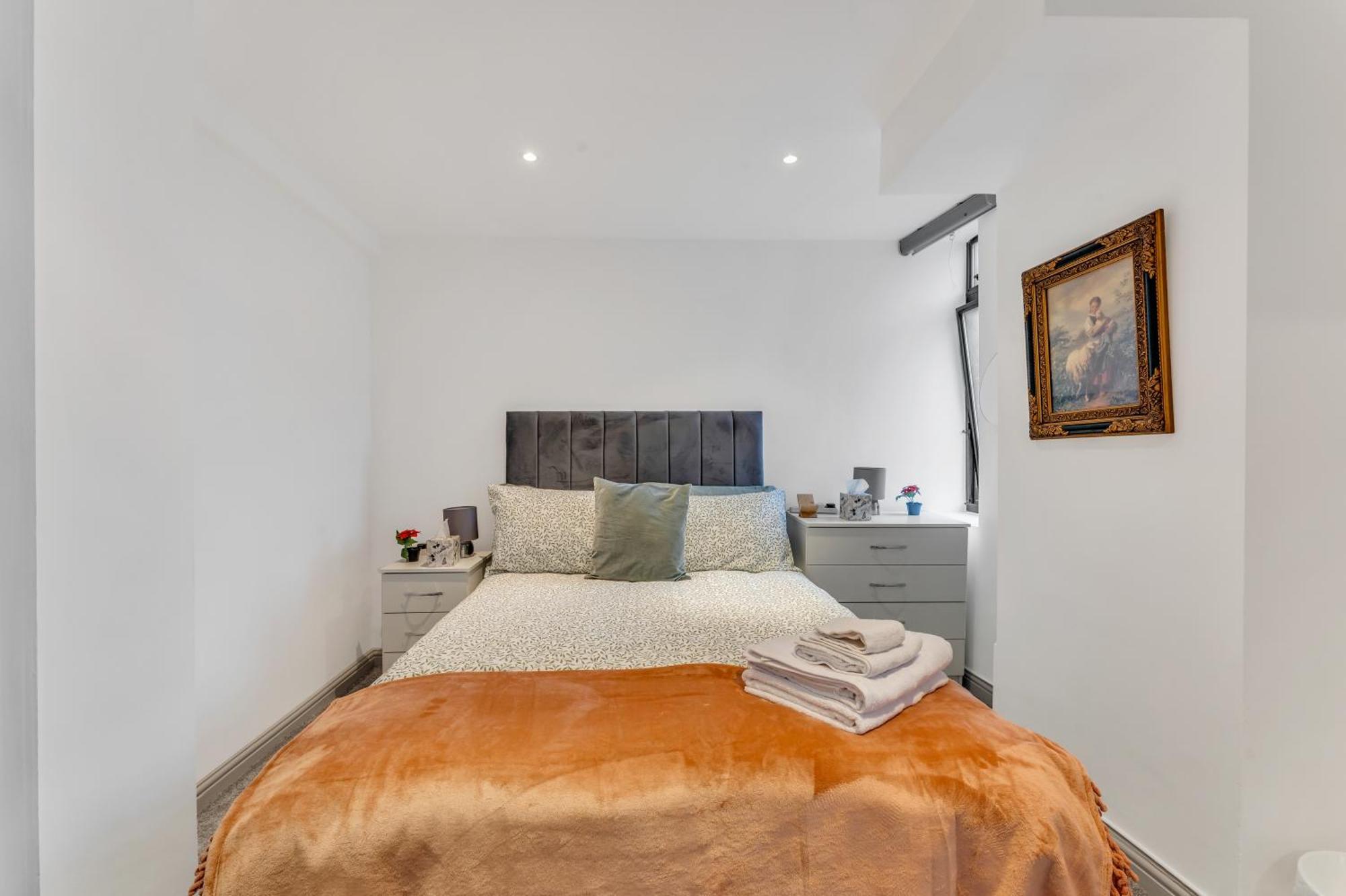 London, Near, Marble Arch, Oxford Street, Mayfair, One Bedroom Apartment