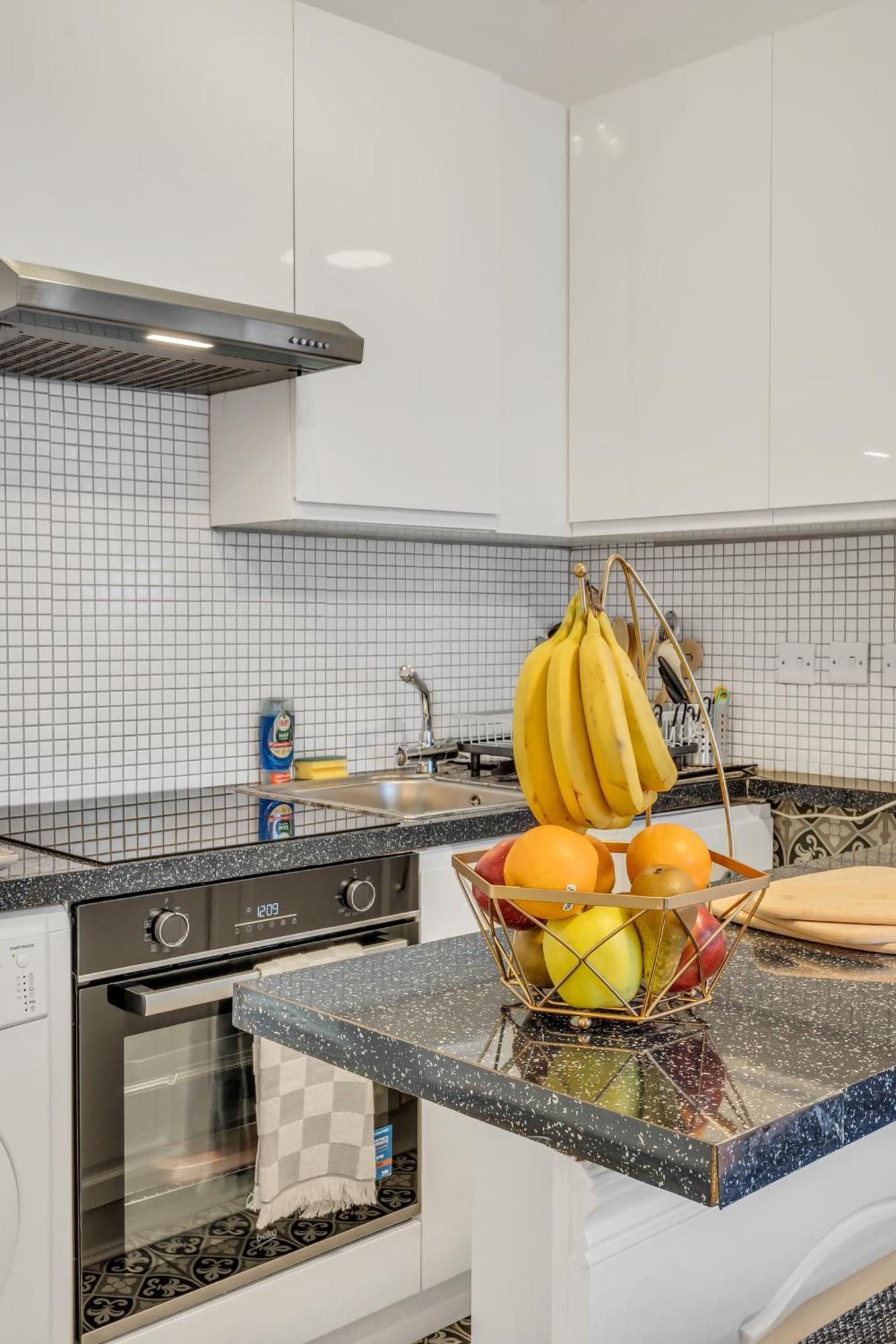 London, Near, Marble Arch, Oxford Street, Mayfair, One Bedroom * London