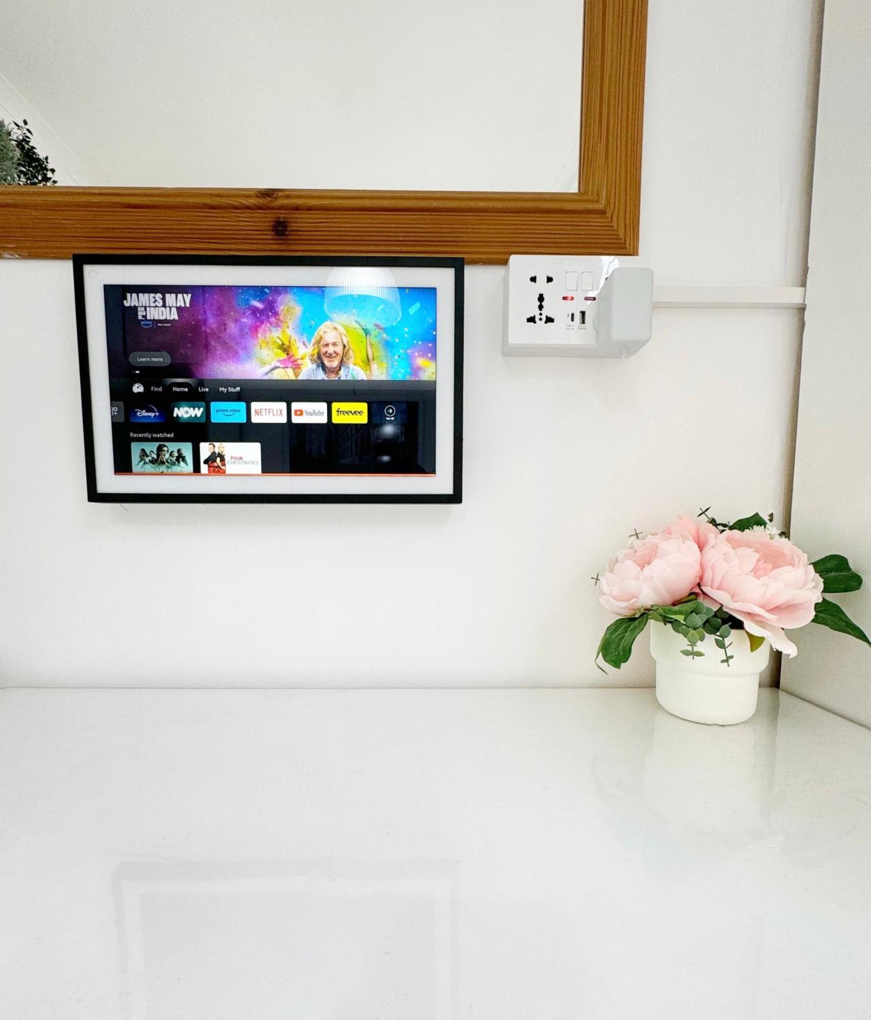 Luxurious Terrace 2 Bedrooms In Relaxing Covent Garden Apartment