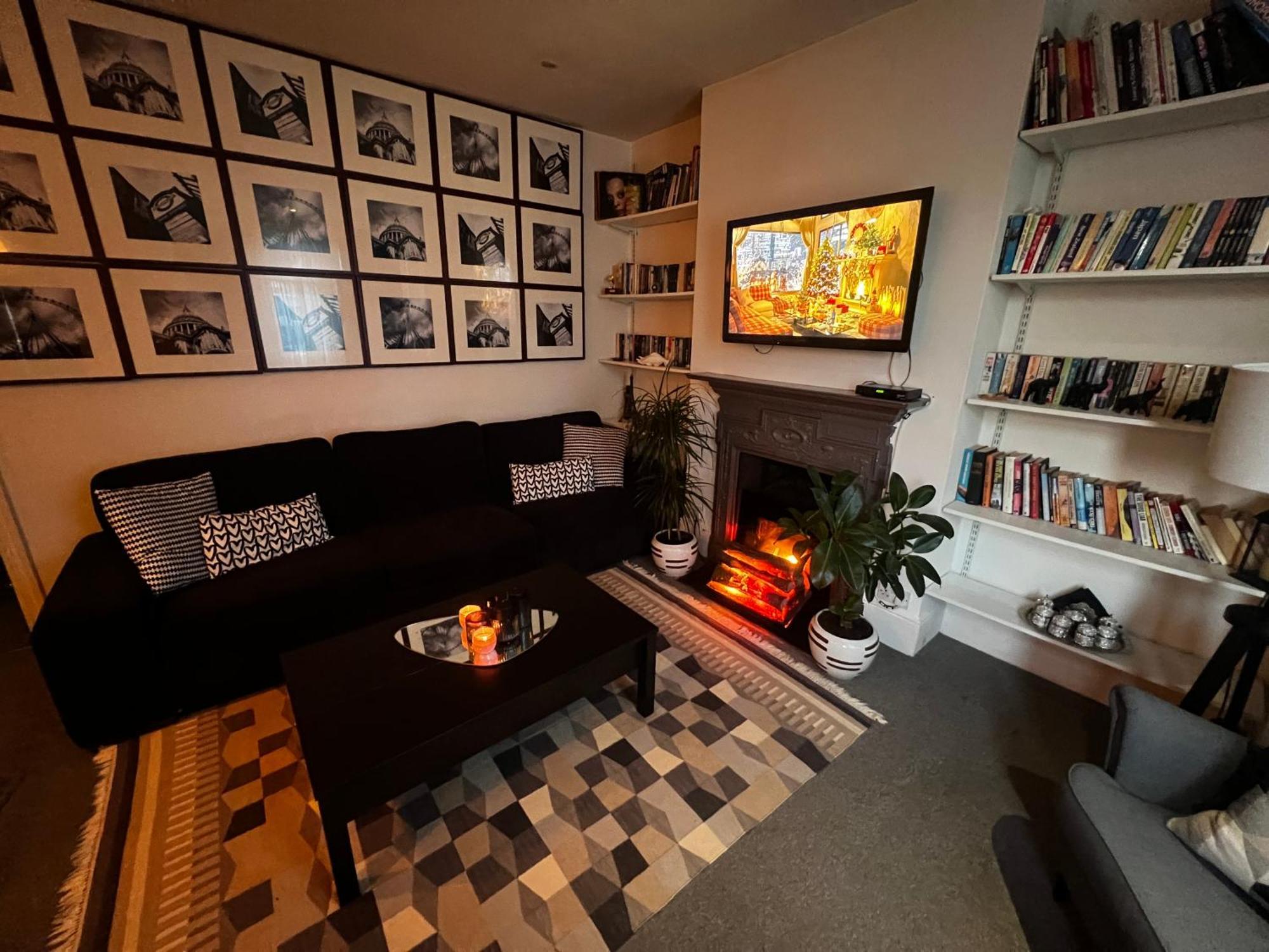 2 Bedroom Flat In Kensal Rise London