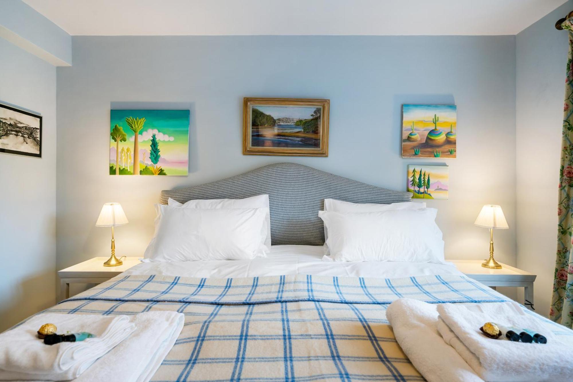 Bright & Cosy Gem ~ Battersea Park View ~ King Bed Appartement Londen