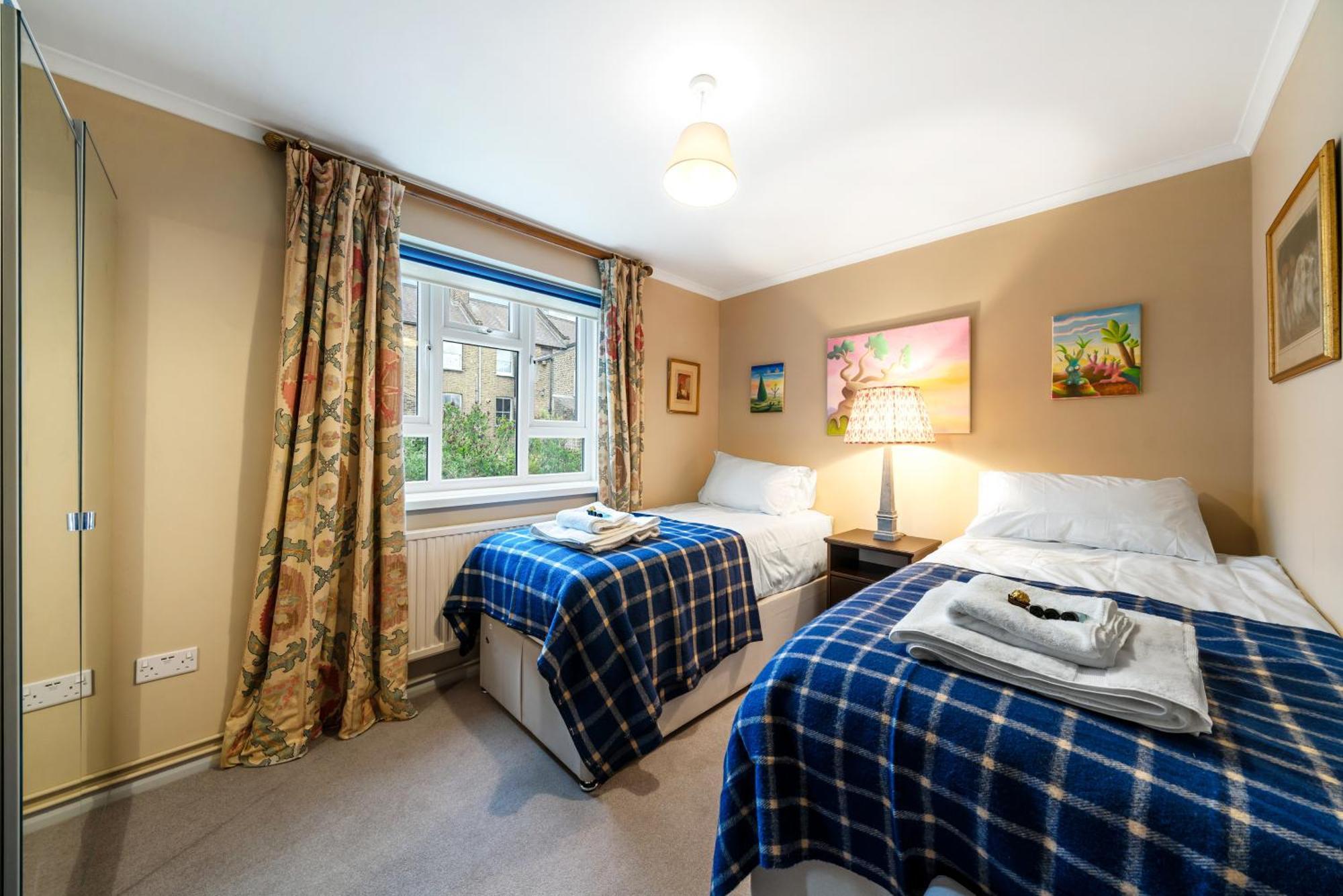 Bright & Cosy Gem ~ Battersea Park View ~ King Bed Appartement
