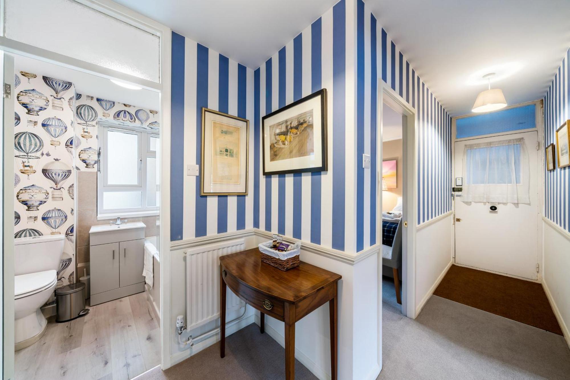 Bright & Cosy Gem ~ Battersea Park View ~ King Bed * Londen