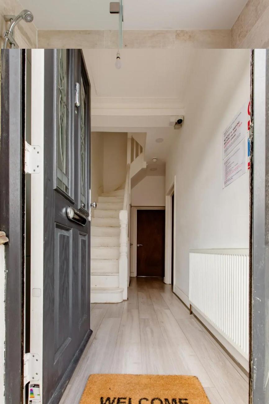 Double Edmonton Green, N9 Privatunterkunft London