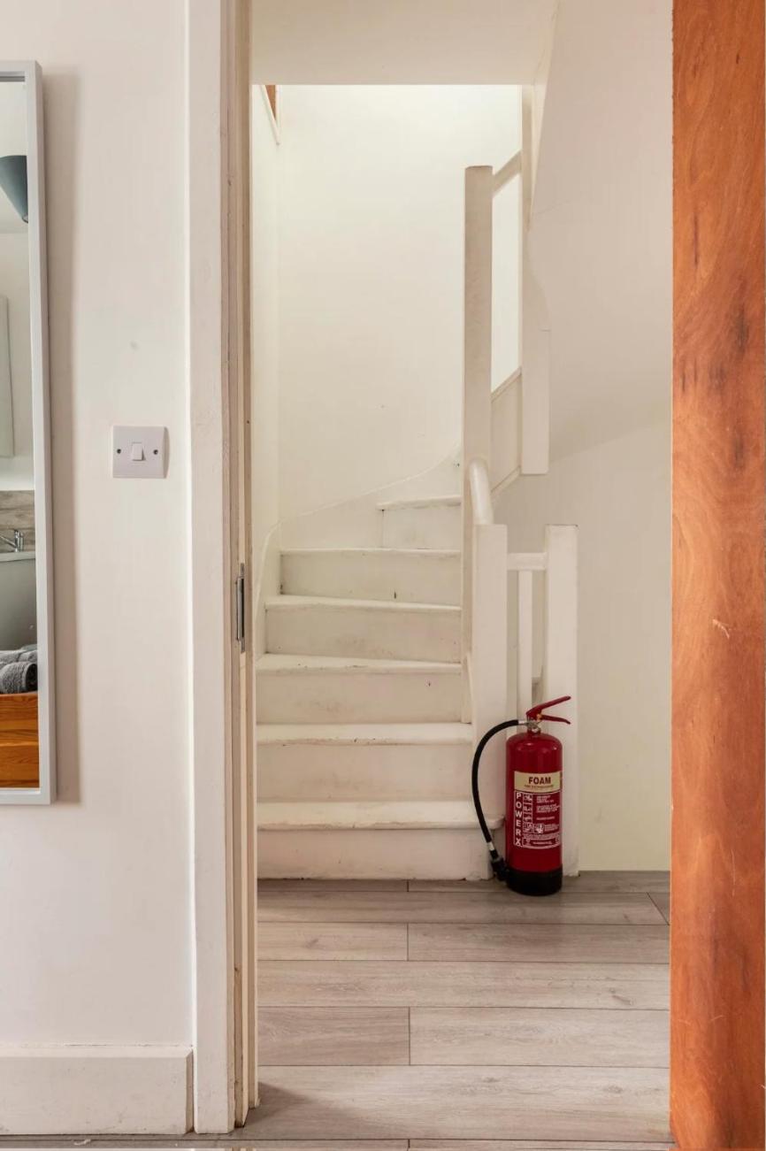 Double Edmonton Green, N9 Privatunterkunft