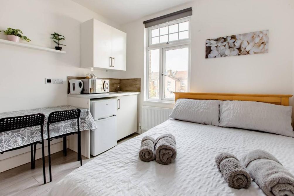 Privatunterkunft Double Edmonton Green, N9 *