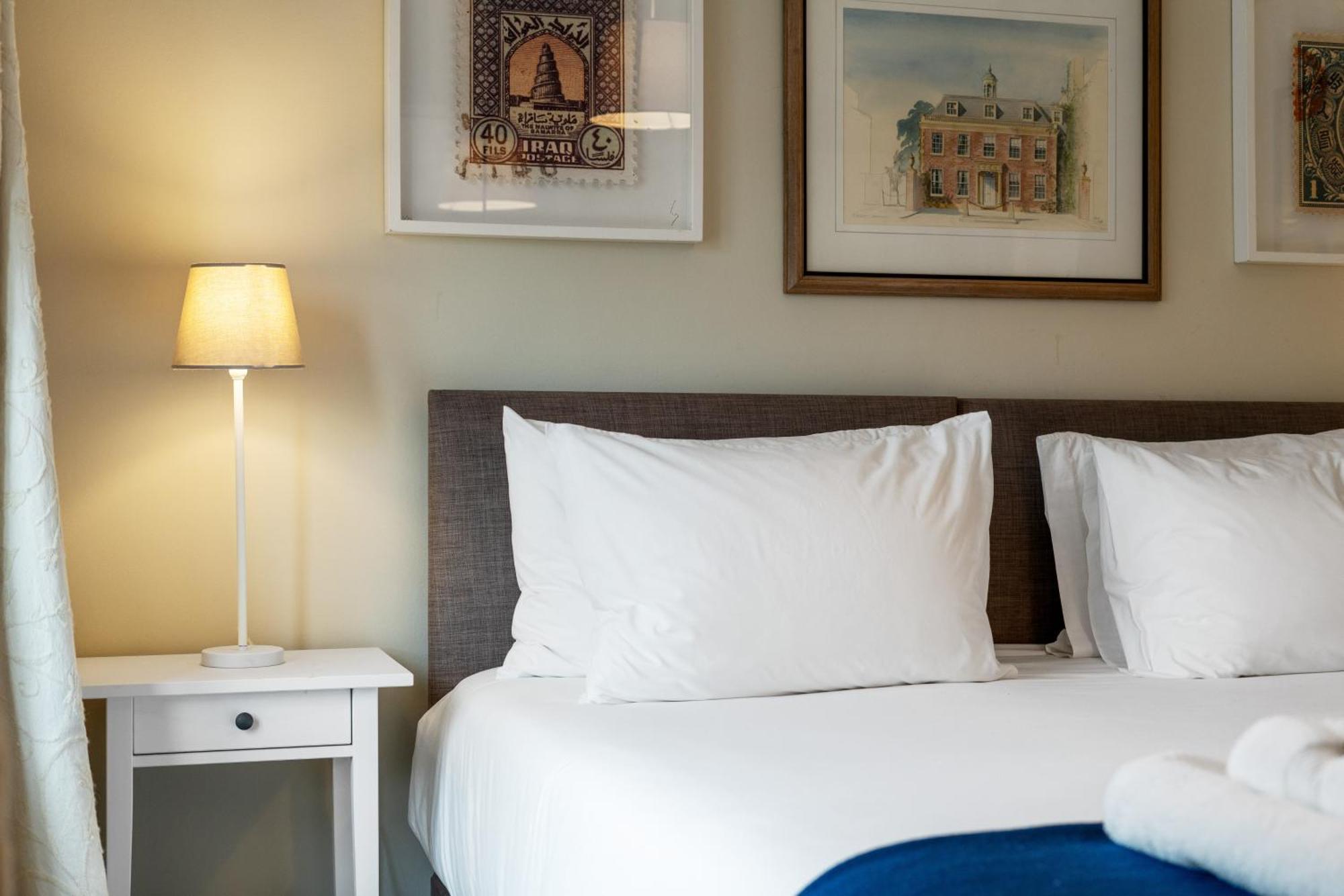 Appartement Bright & Cosy Gem ~ Battersea Park View ~ King Bed