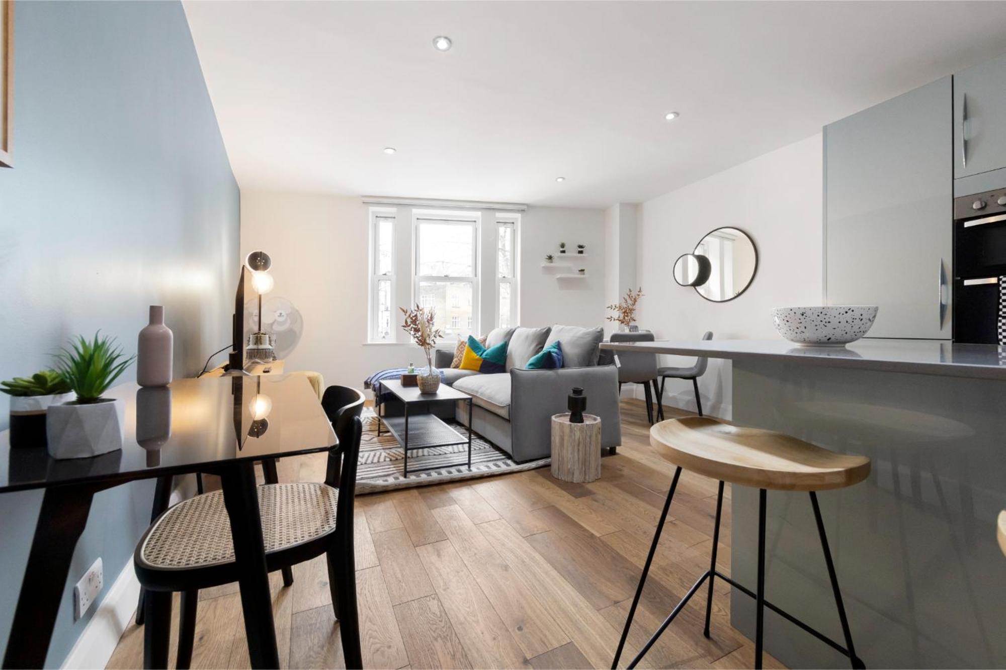 Lejlighed Tranquil Flat With Outdoor Space - Prime Location!