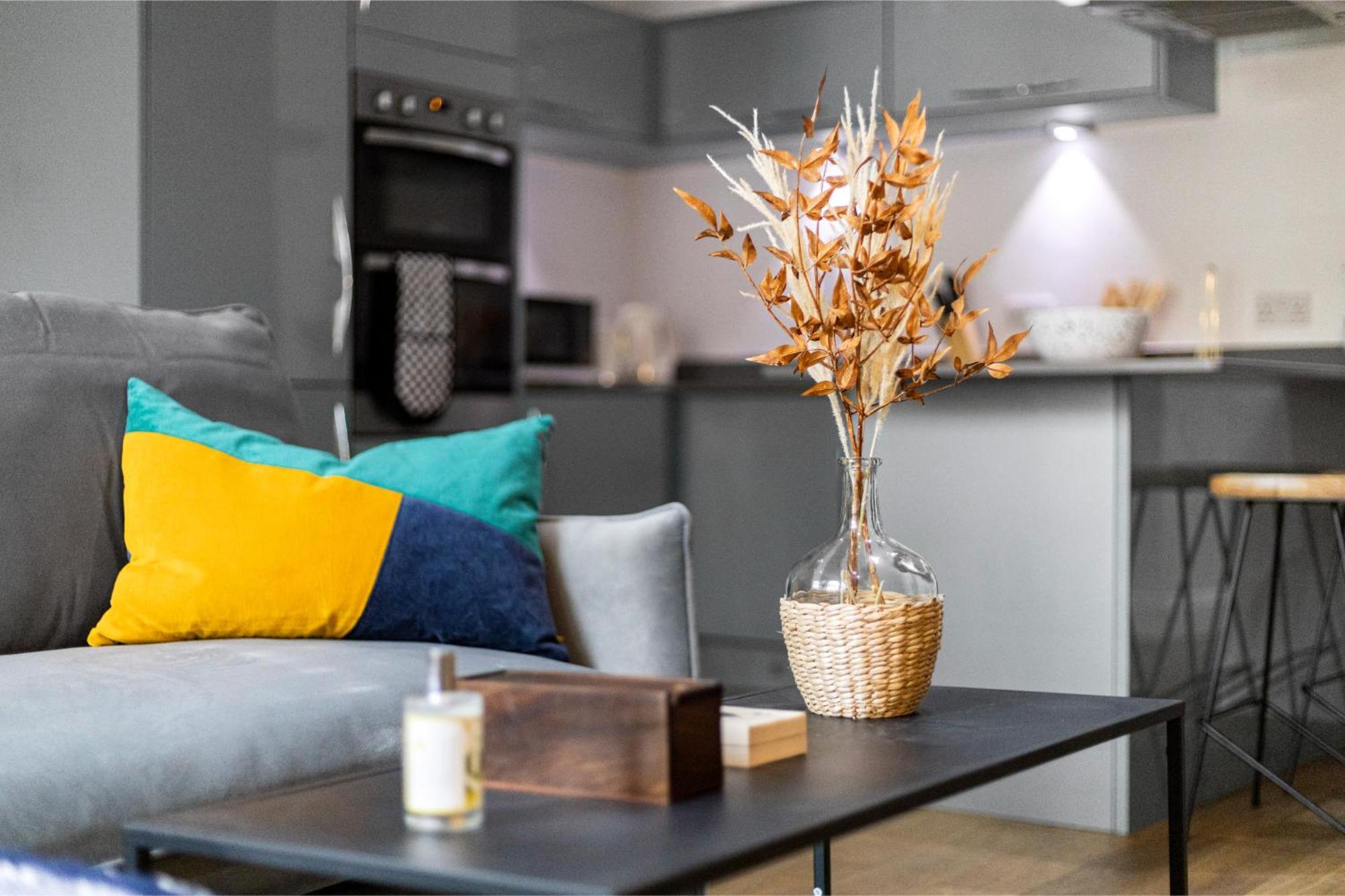 Lejlighed Tranquil Flat With Outdoor Space - Prime Location!