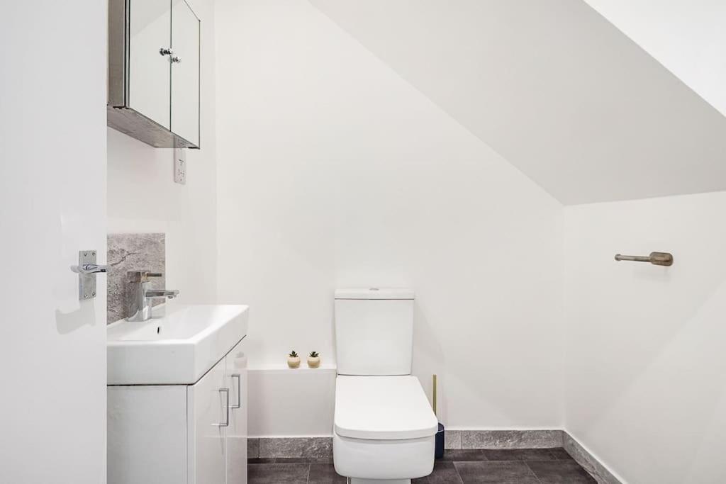 2 Bedroom Flat Edgware Road Lägenhet