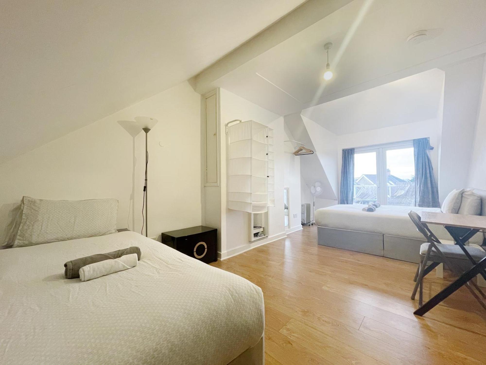 Homestay Large Cosy 15min From