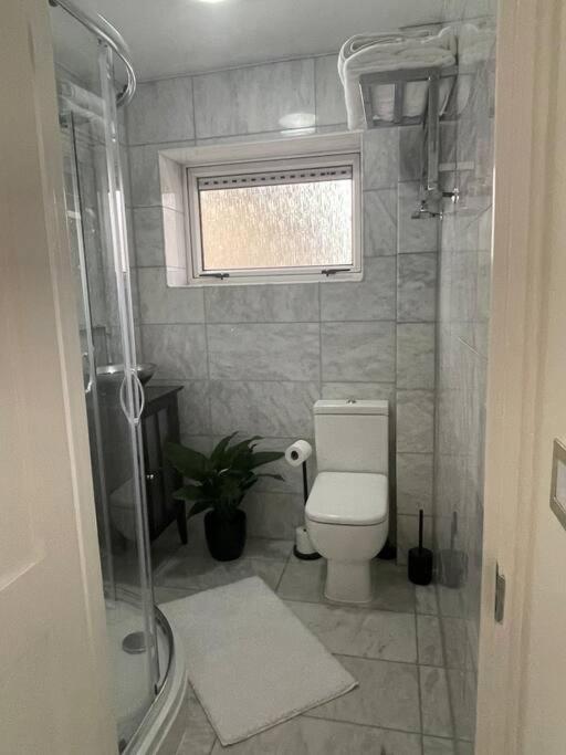 Newly Refurbished Apartment, Near Station & River Appartement *