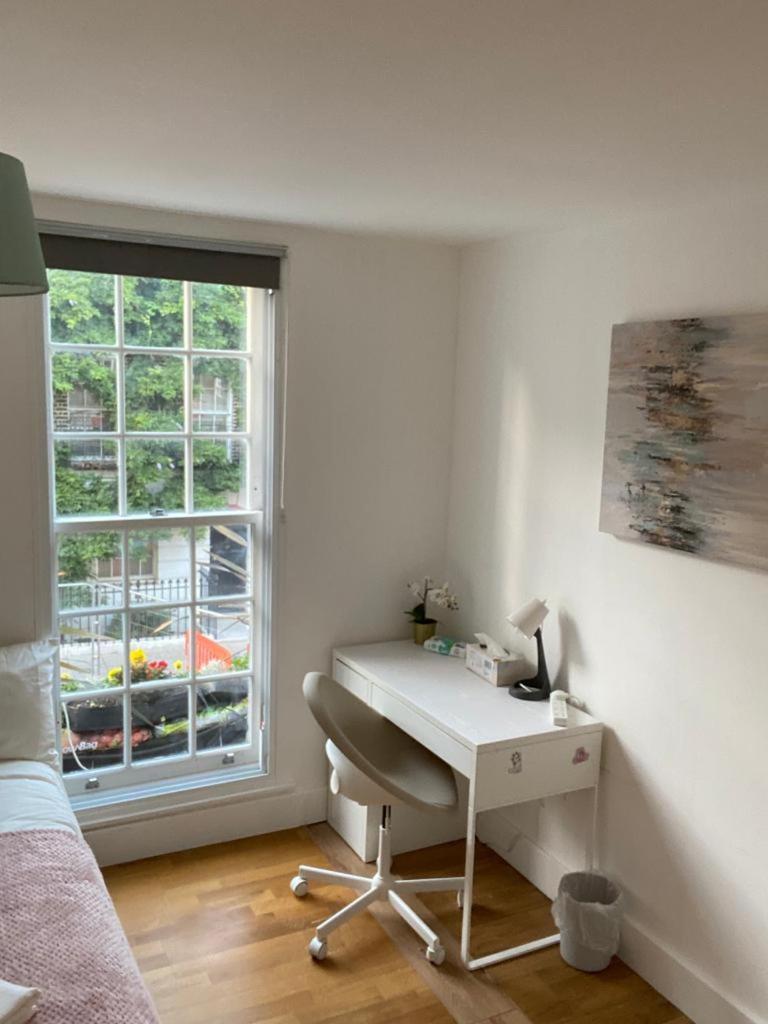 Privatunterkunft Private In Euston,