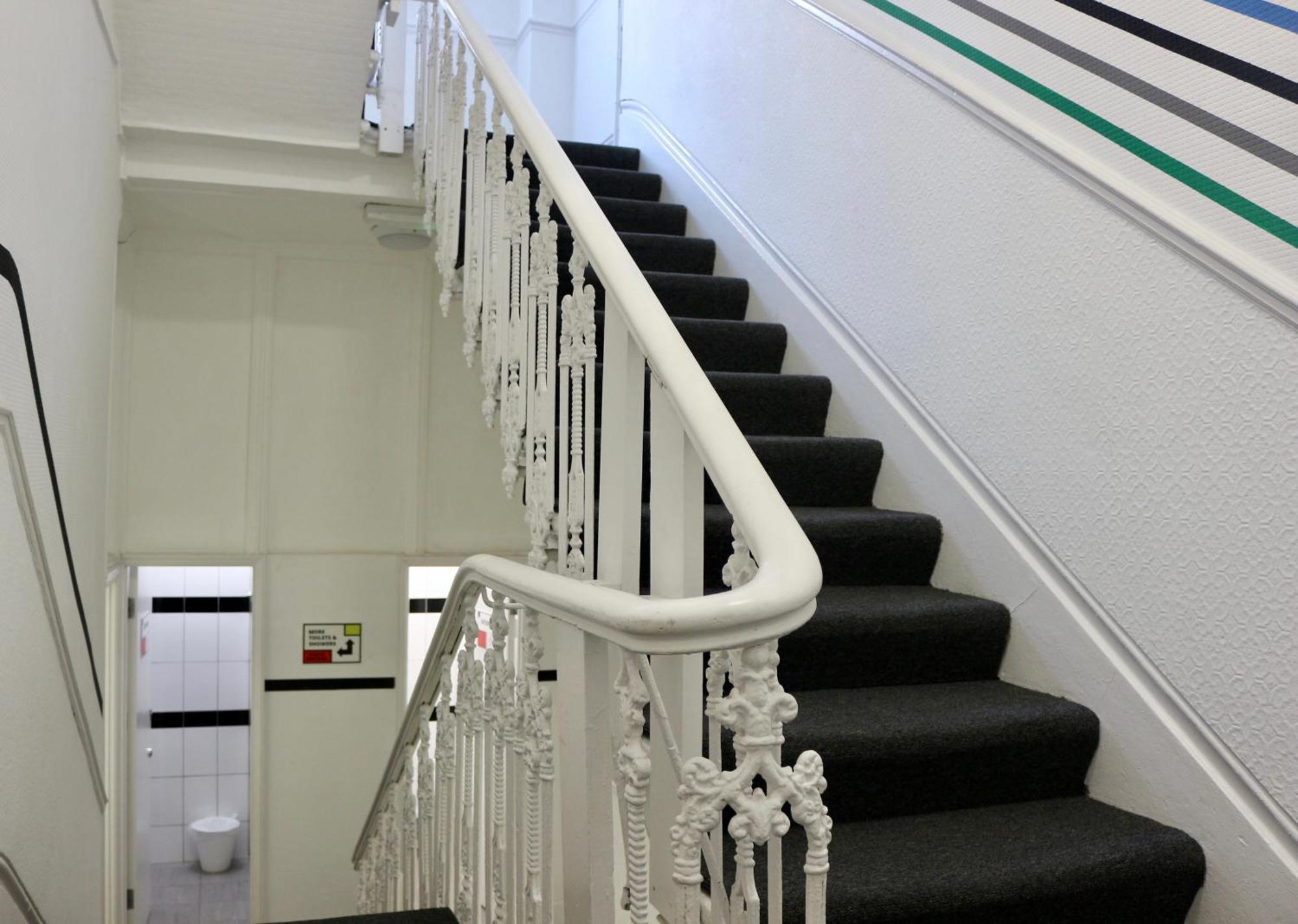 Hostel Urbany 18-40 Years Old London