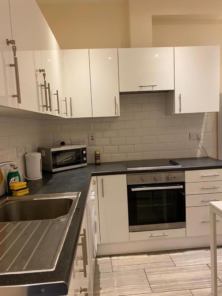 Lovely Private In Camden, Accommodatie bij particulieren Londen