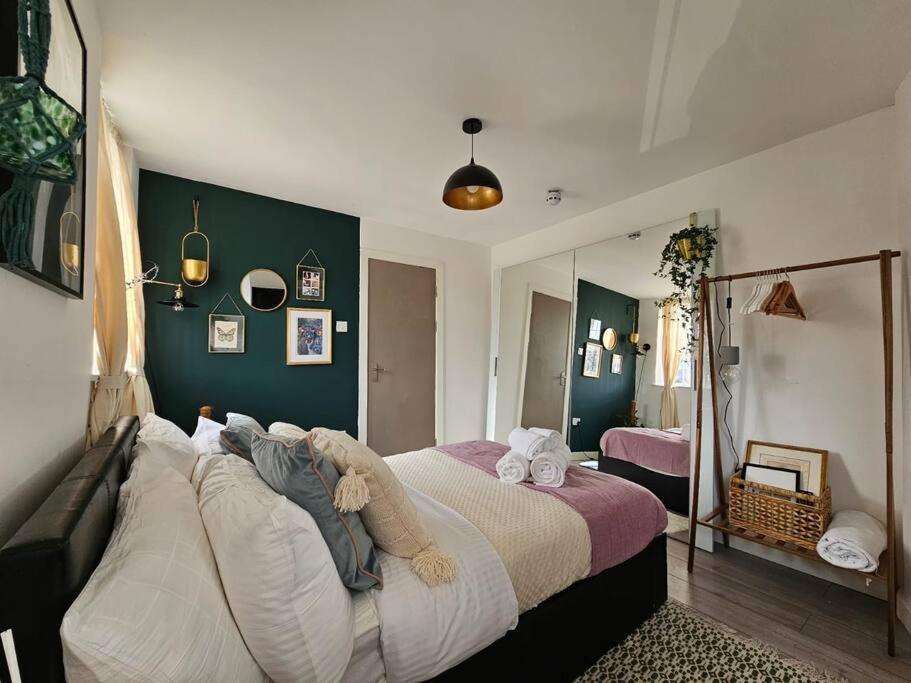 Stylish Putney Village Flat Lejlighed London