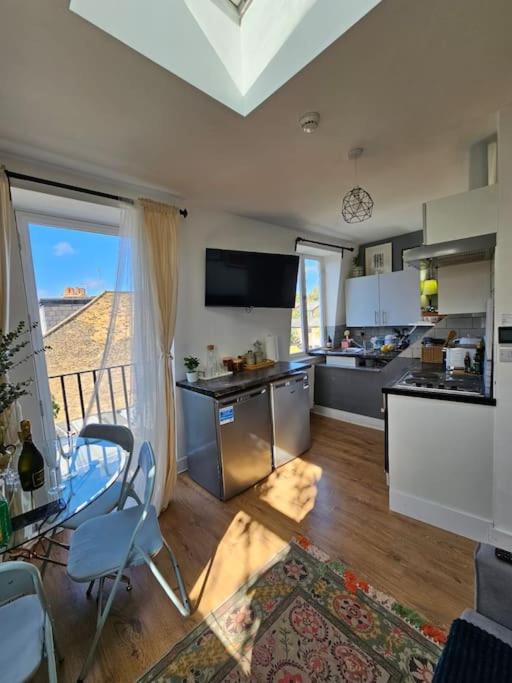 Cosy And Quiet One Bedroom Thames Flat Leilighet