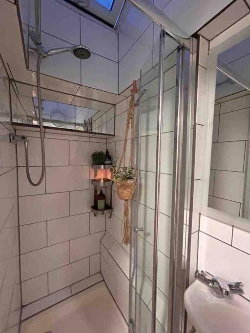 Charming Fulham Flat Appartamento *