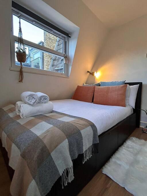 Charming Fulham Flat * Londra