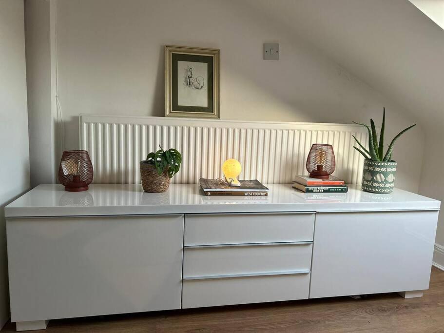Charming Fulham Flat Londra