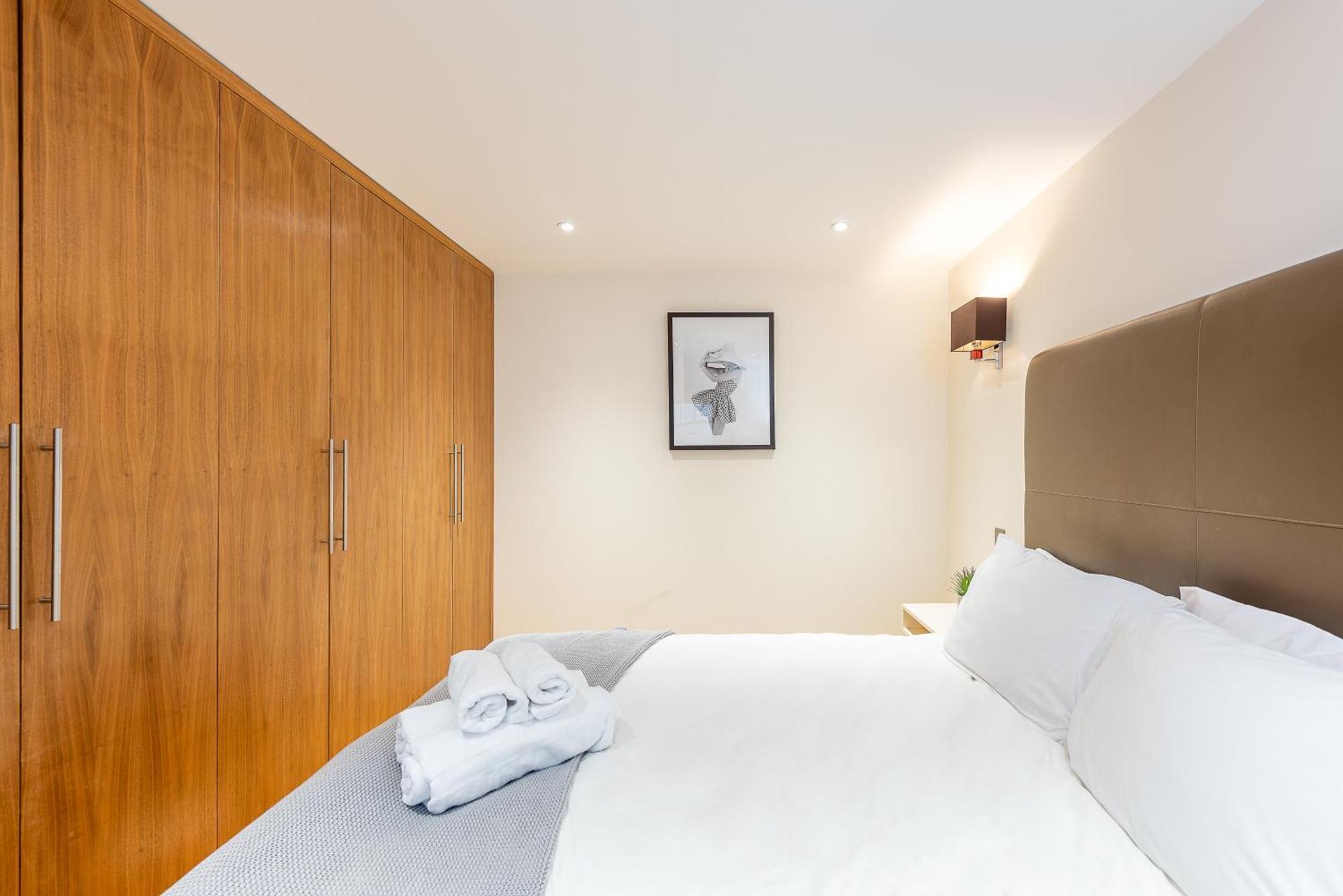 Moments From Hyde Park & Notting Hill With Free Luggage Storage And Washing Machine Appartement *