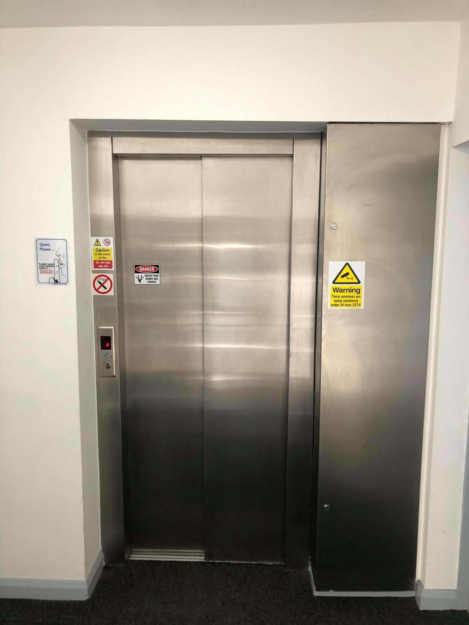 Shoreditch - Lovely Two-bedroom *