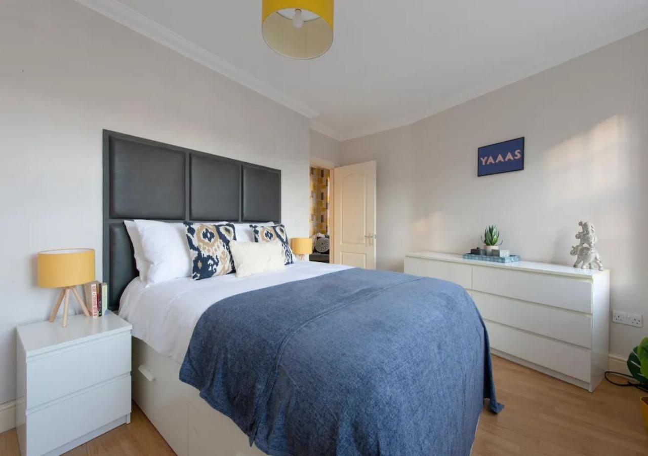 Welcoming And Radiant - One Bedroom In The Heart Of South *