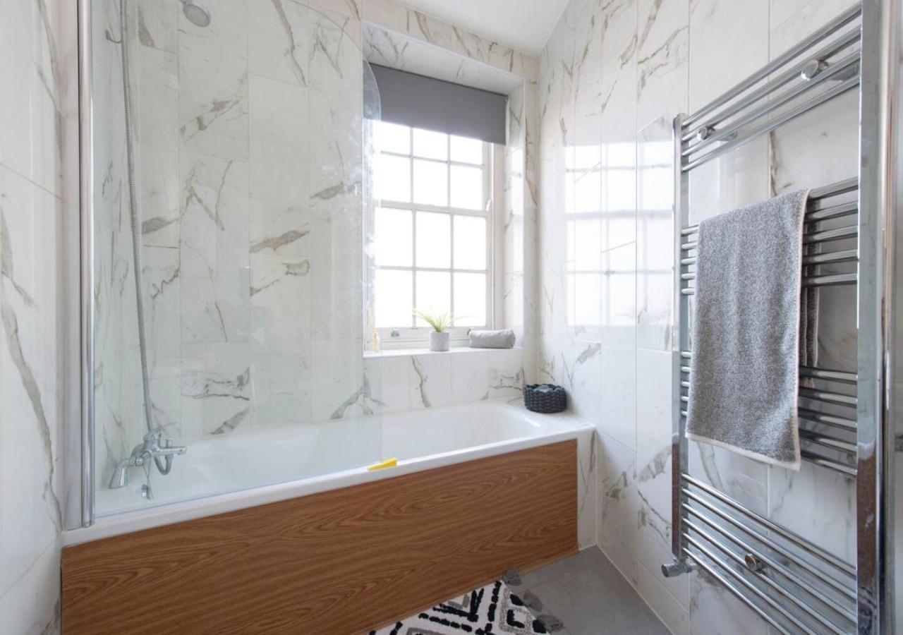 Welcoming And Radiant - One Bedroom In The Heart Of South Apartment London