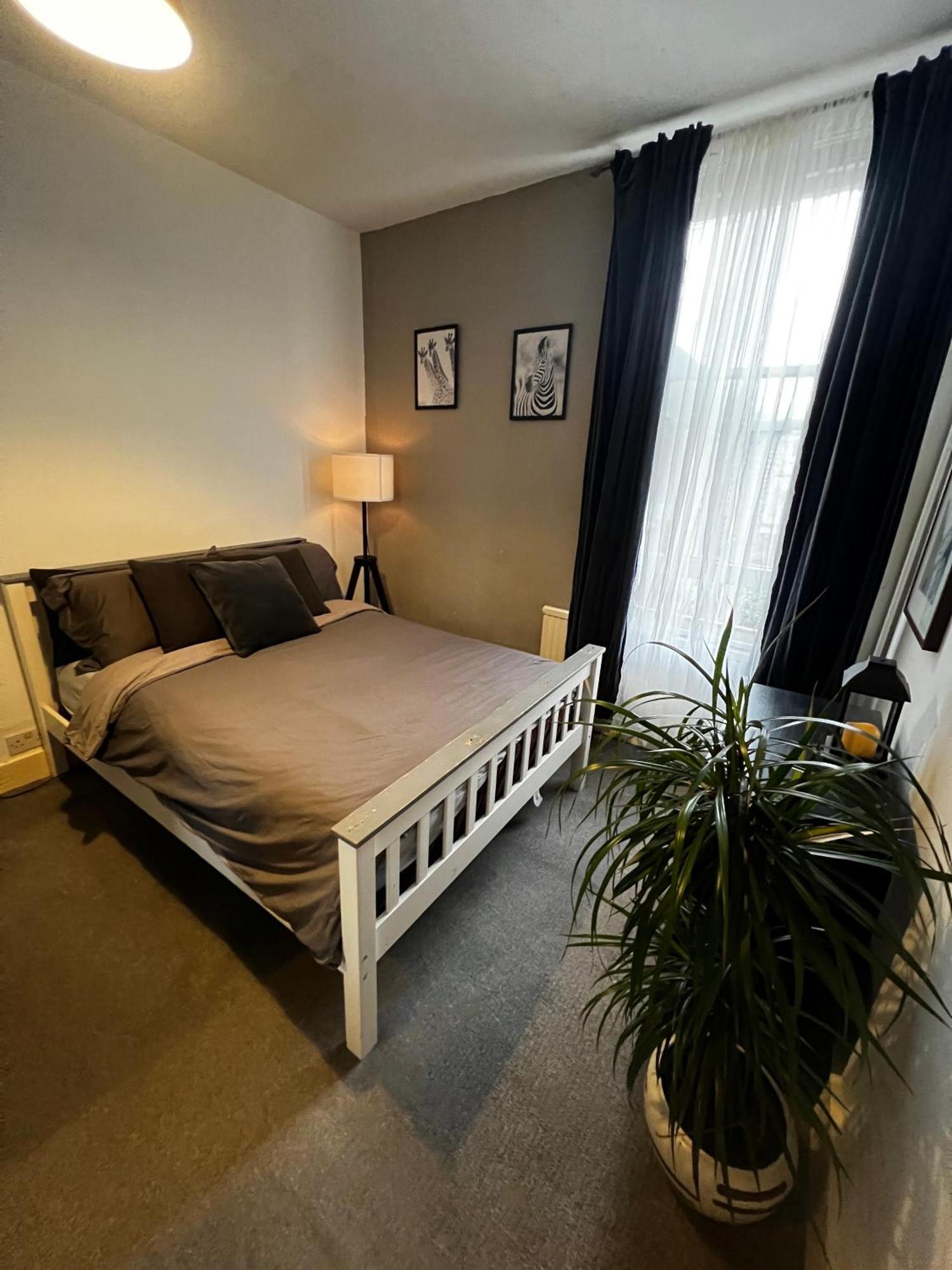 2 Bedroom Flat In Kensal Rise Leilighet London