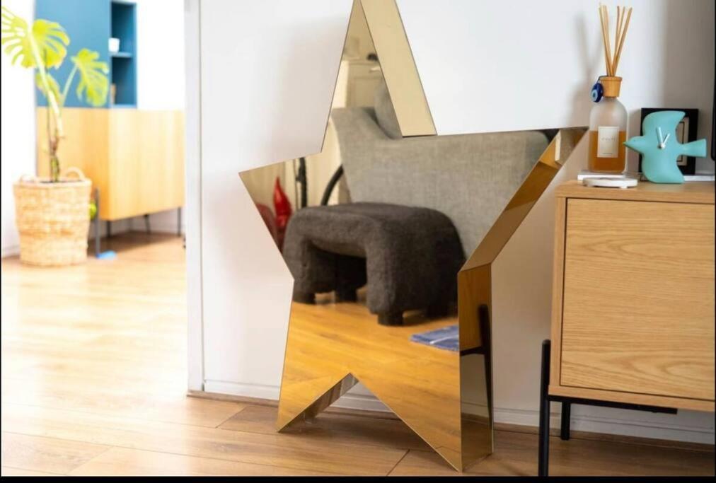 Luxury Modern Flat Near Excel, 02 & Canary Wharf Appartement Londen
