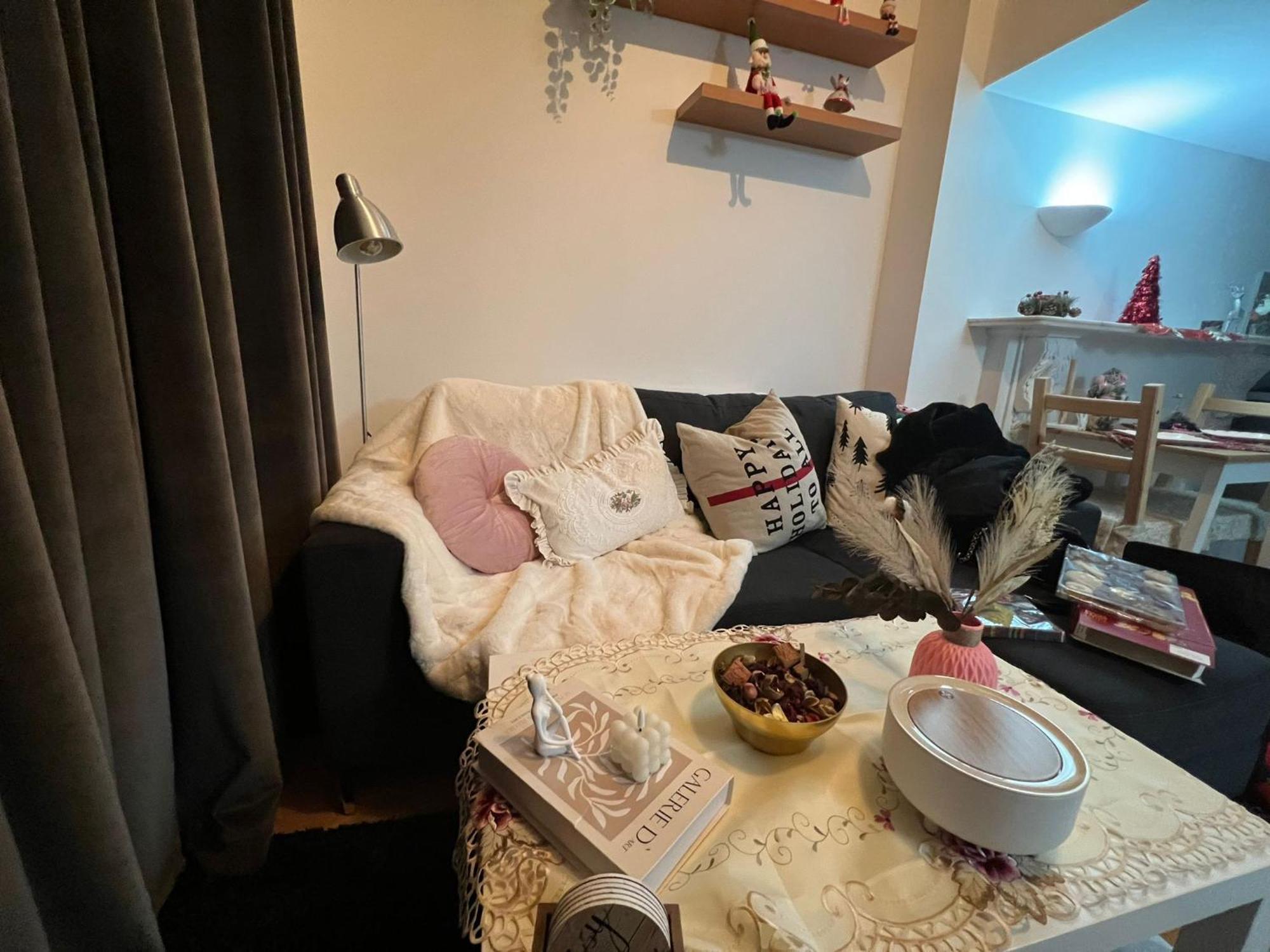 Flat In The Center Of 8 Leilighet *