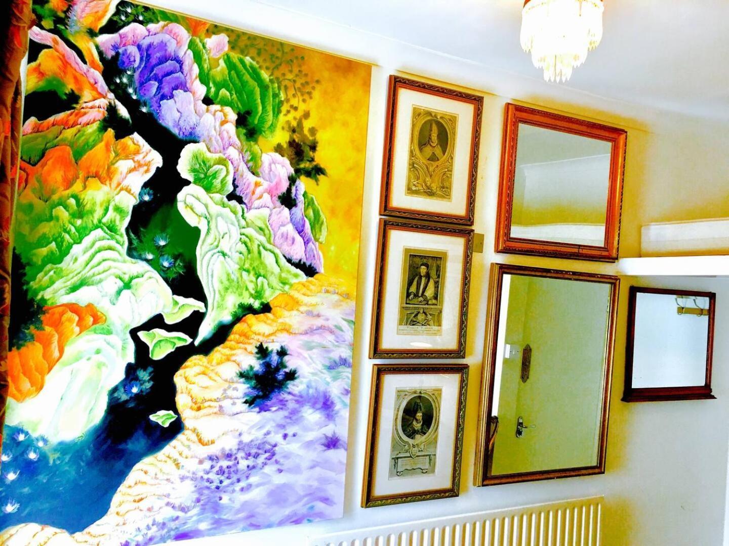 Quality And Very Good Value Private In Close To Notting Hill Zone 2 Maison d'hôtes
