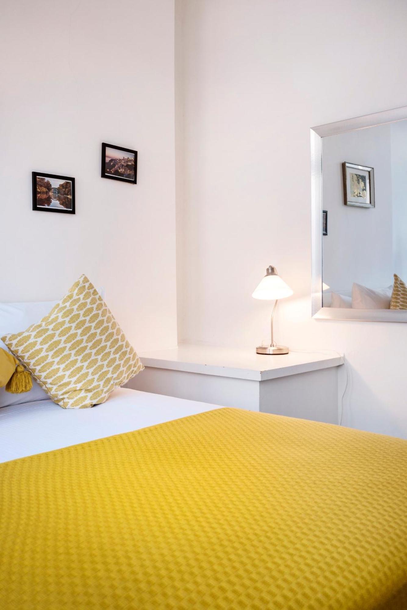 Apartment Are Located In The Heart Of Shoreditch
