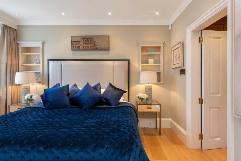 Elegantly Designed Belgravia Townhouse Appartement *
