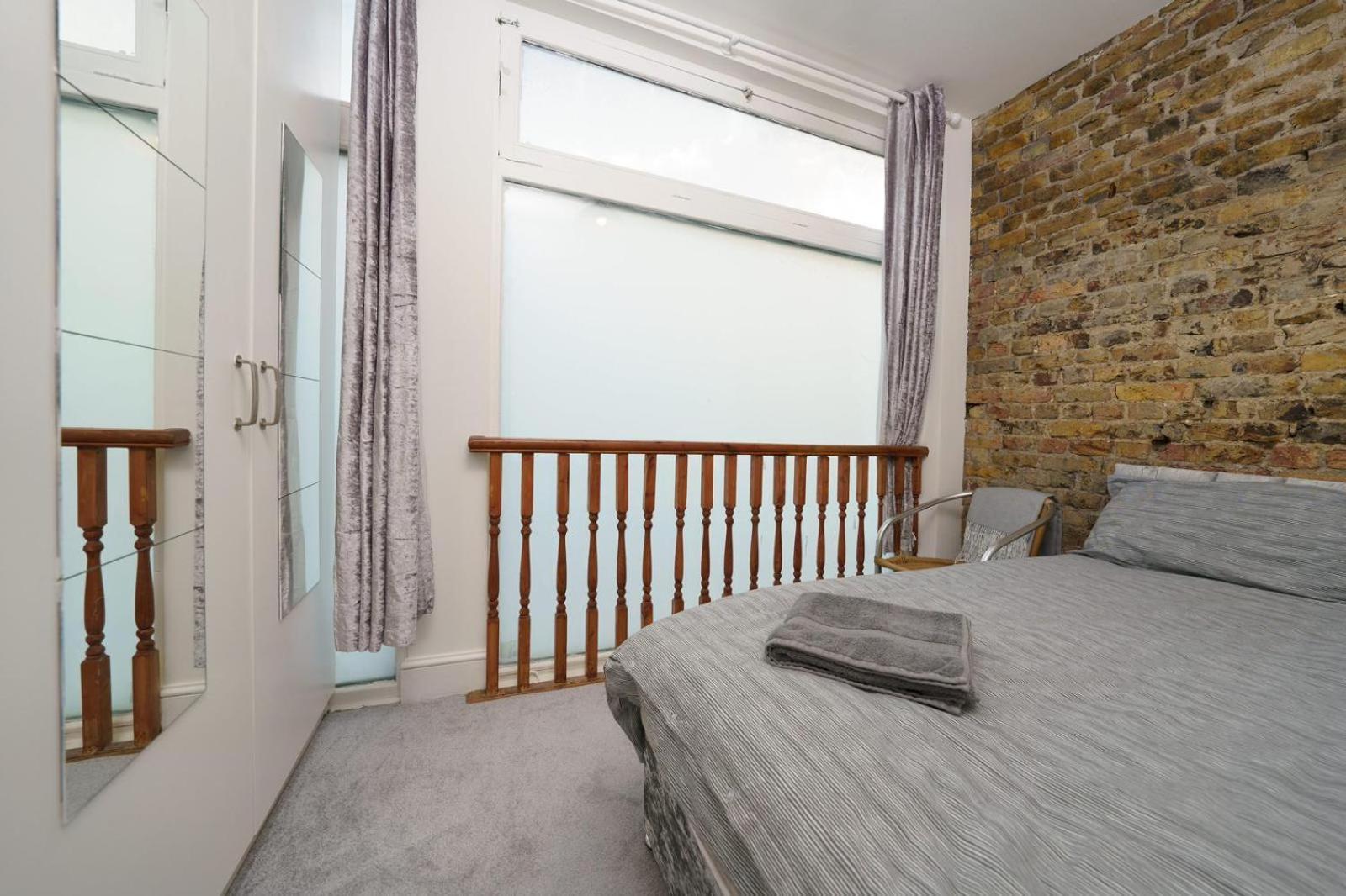 Modern 4-bedroom In Fulham, Appartamento Londra