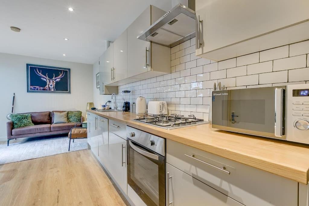 Lägenhet Chic 3 Bedroom Brixtonclapham Near Tube *