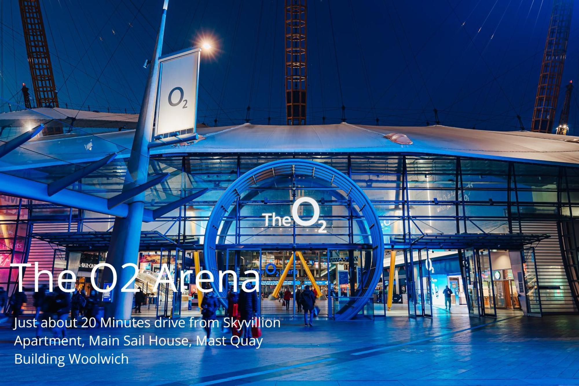 Skyvillion - Skyview Overseeing River Thames By Woolwich Ferry, Near Excel, O2 Arena, Airport, Free Wifi & Free Onsite Parking, Fantastic Rates For Longer Apartment *