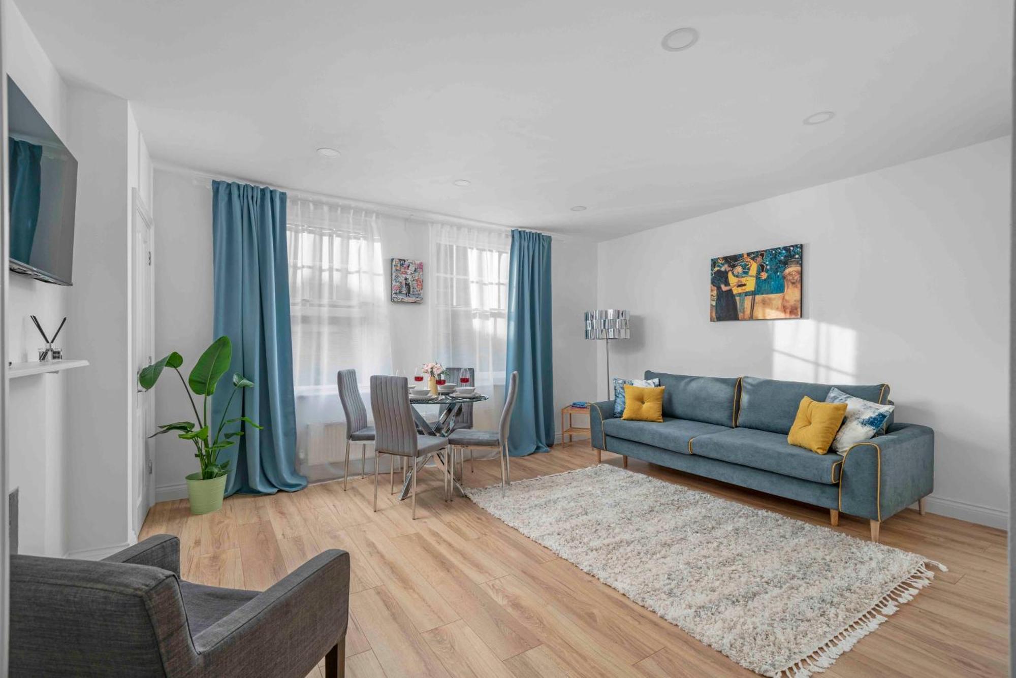 Brick Lane, - Lovely One Bedroom Appartement *
