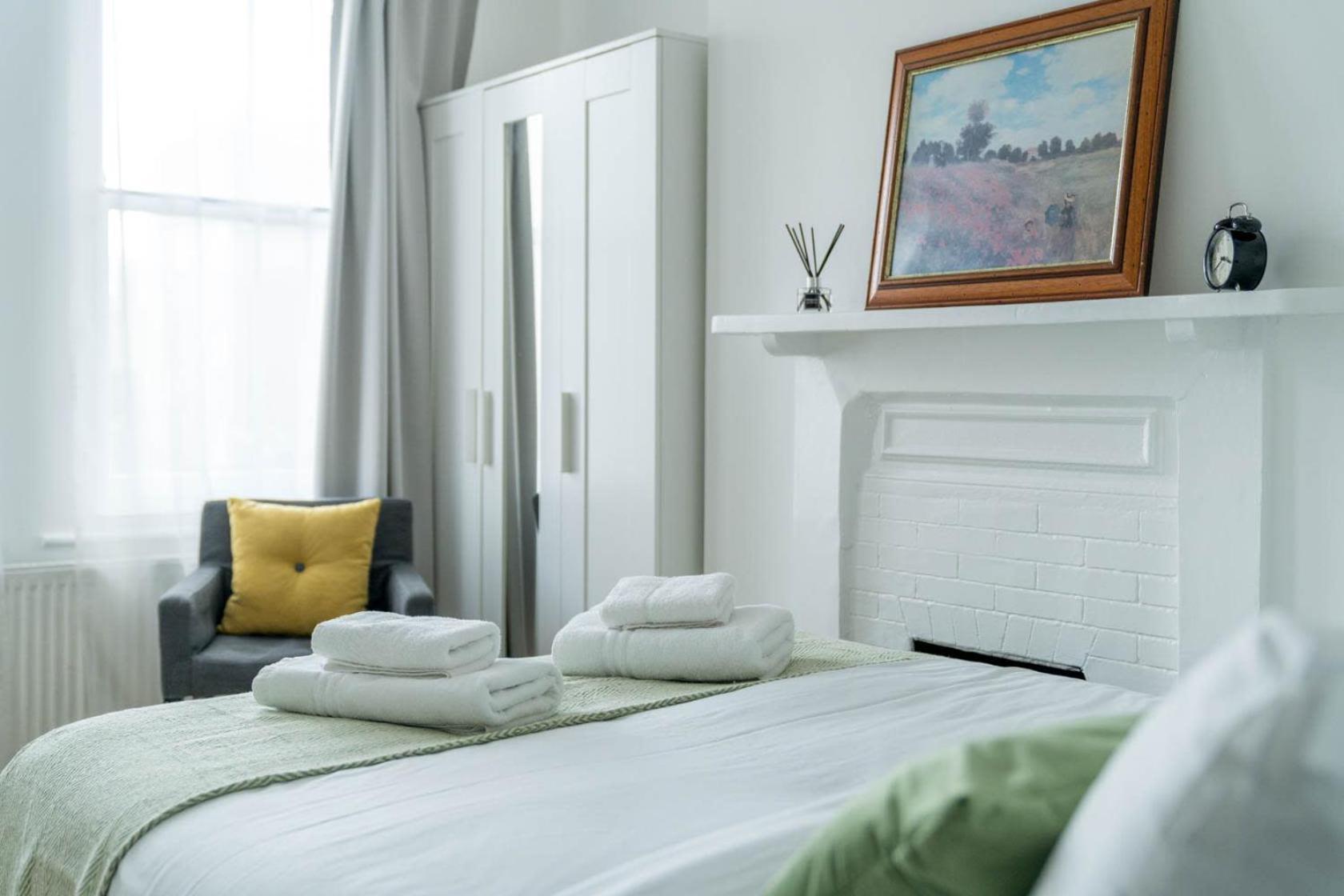 Brick Lane, - Lovely One Bedroom