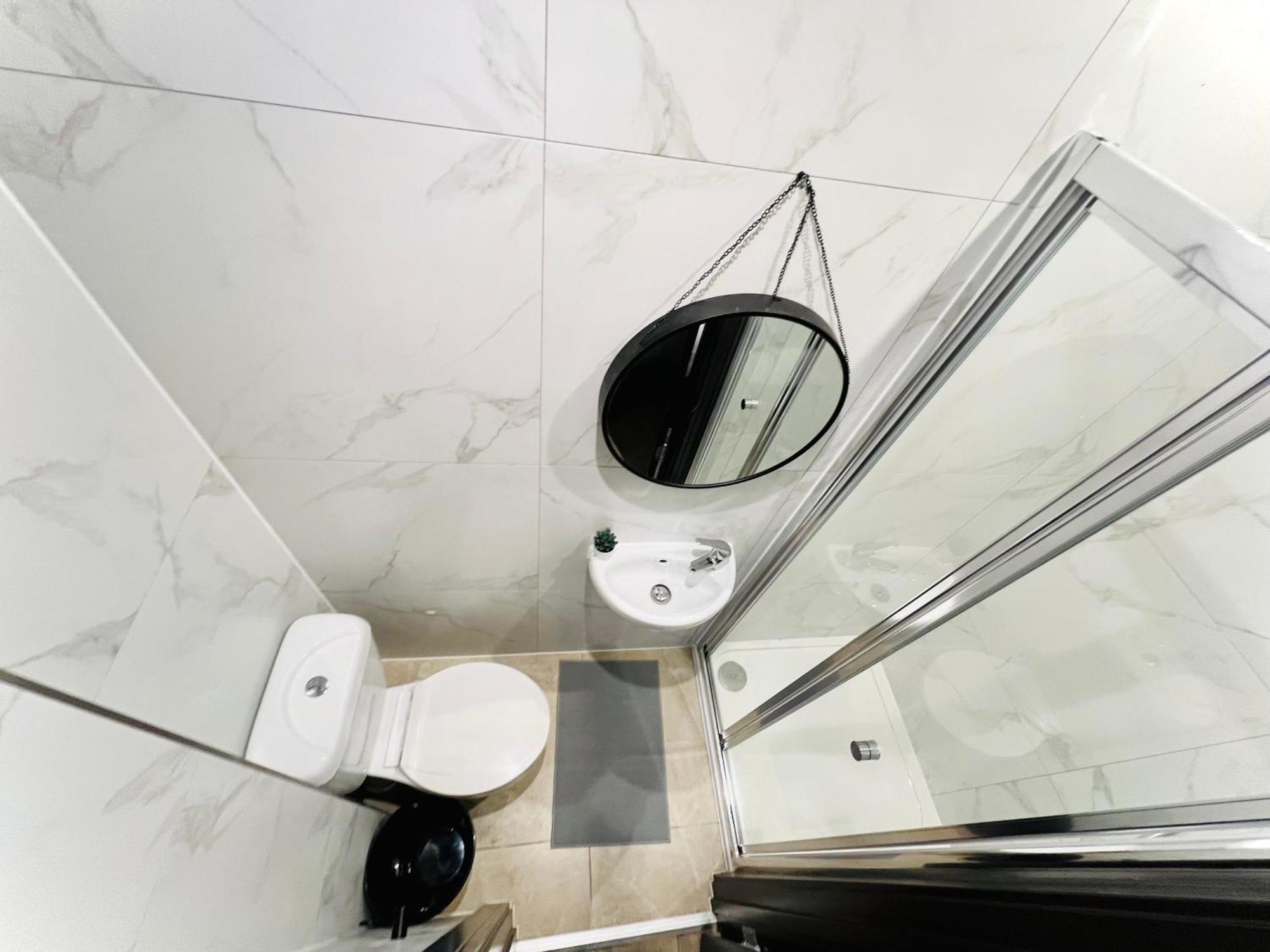 72 Charm Great Location Ii Pensionat *