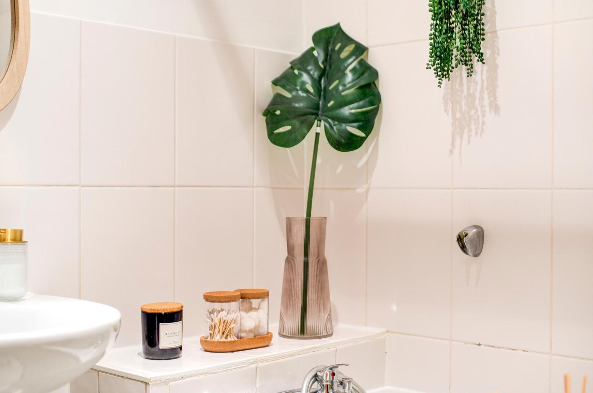 2-bed 2-bath Tower Bridge Gem, Sleeps 8 Leilighet