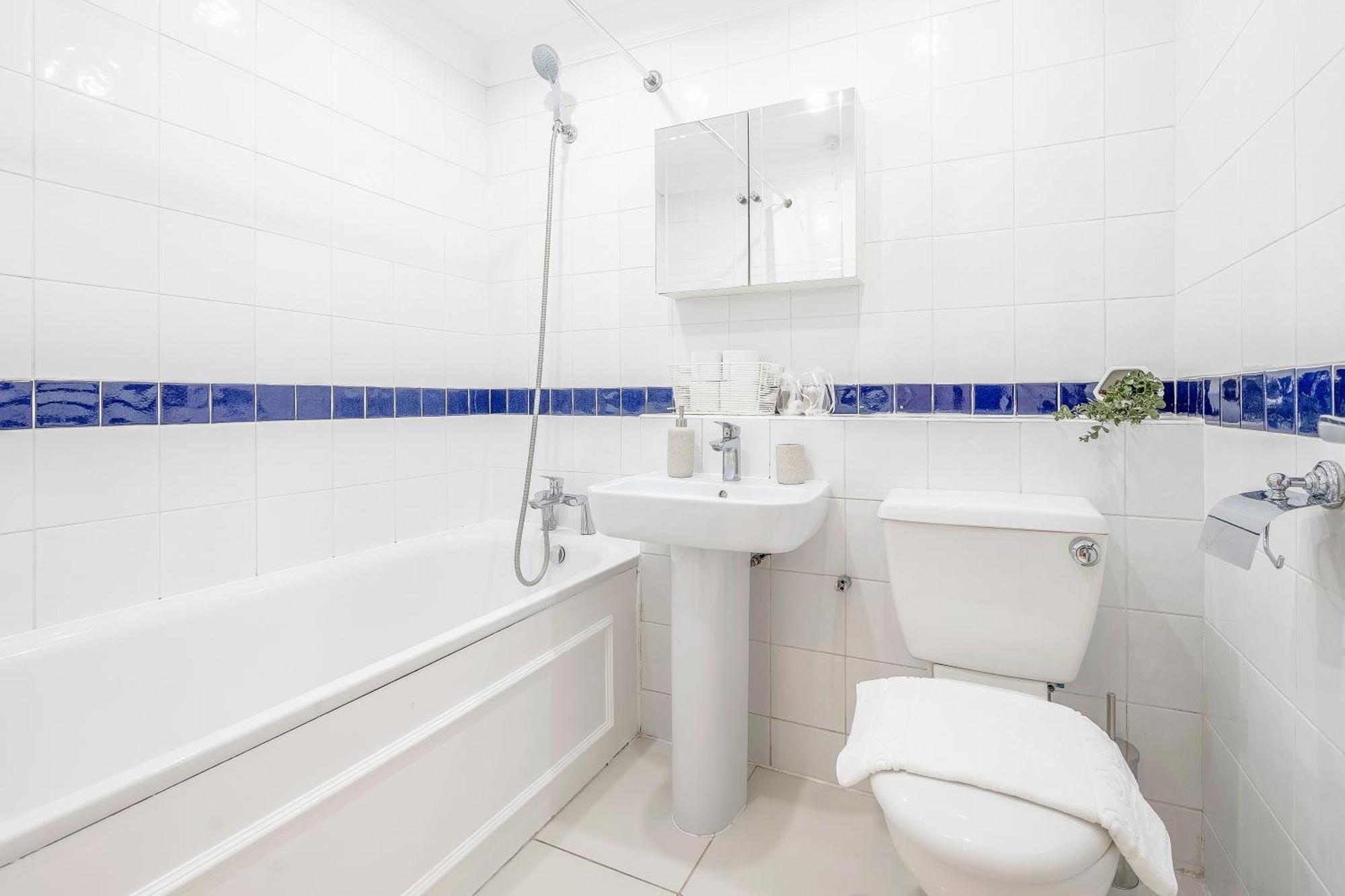 Stunning Flat On King's Road, Chelsea With Balcony * Londra