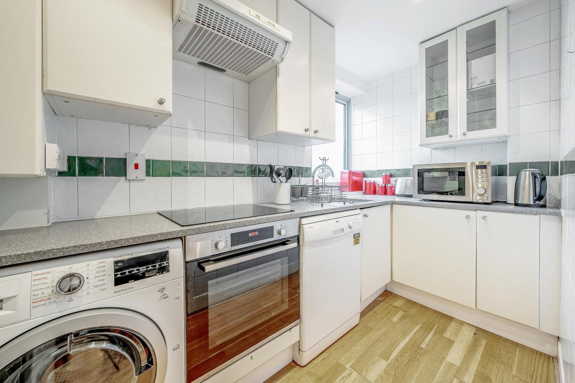 Lejlighed Stunning Flat On King's Road, Chelsea With Balcony