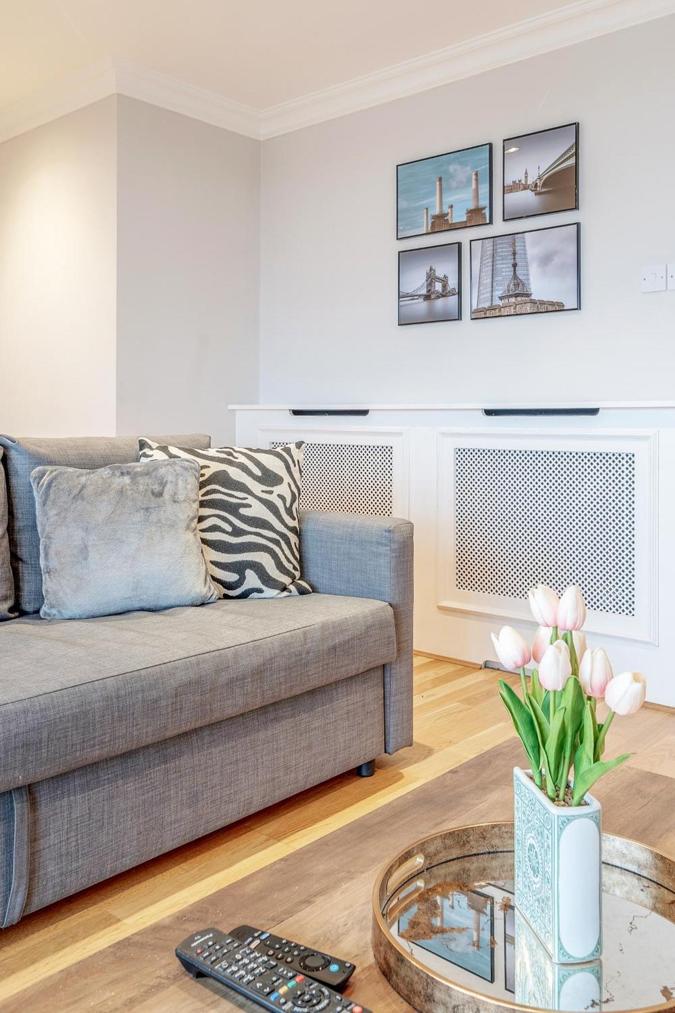 Stunning Flat On King's Road, Chelsea With Balcony Appartamento
